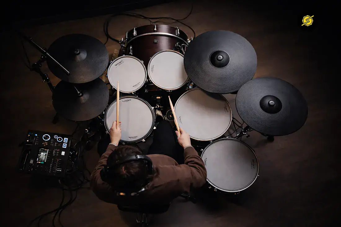 Roland VAD 716