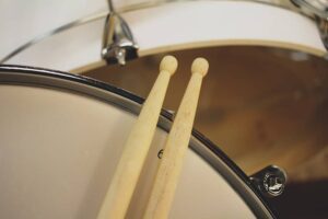 How to Play a Paradiddle for Beginners